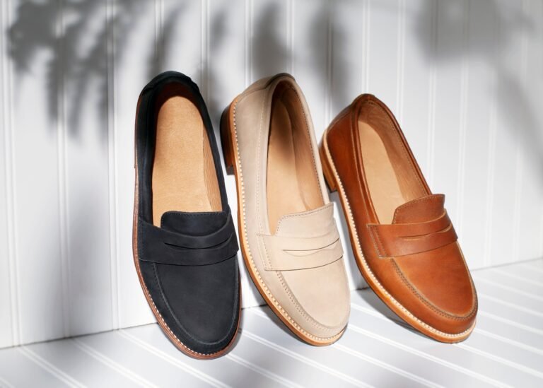 Mocasines para hombres de cuero, diseño clásico y elegante.